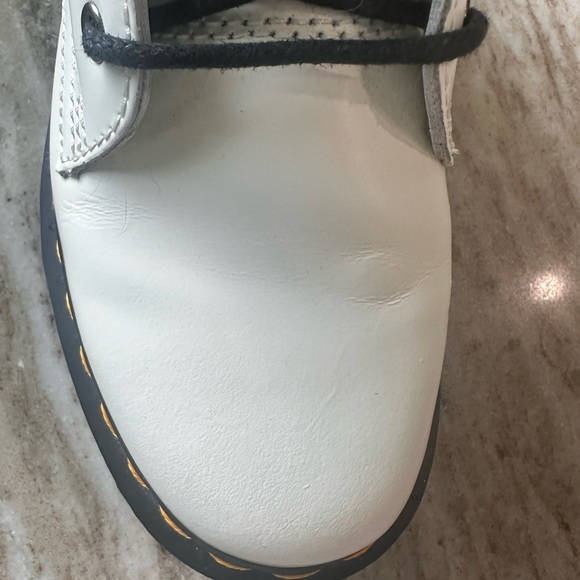 Excellent Condition Dr. Martens Jadon Platform Boot - Size 6 Women’s - Picture 5 of 5